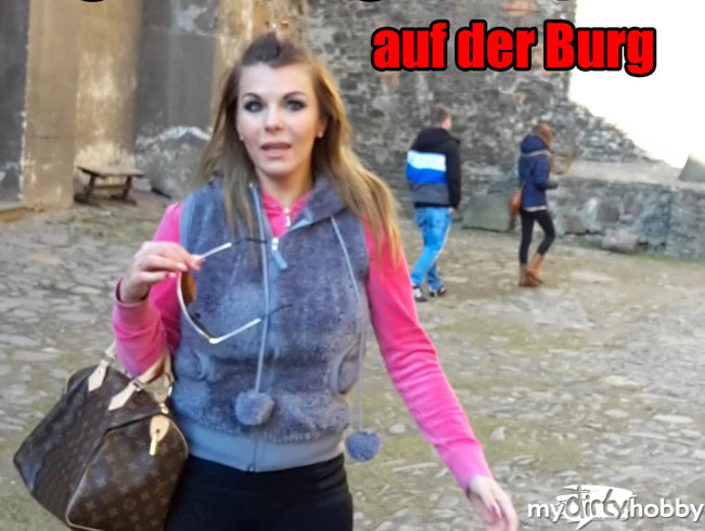 Sightseein Blowjob auf der Burg